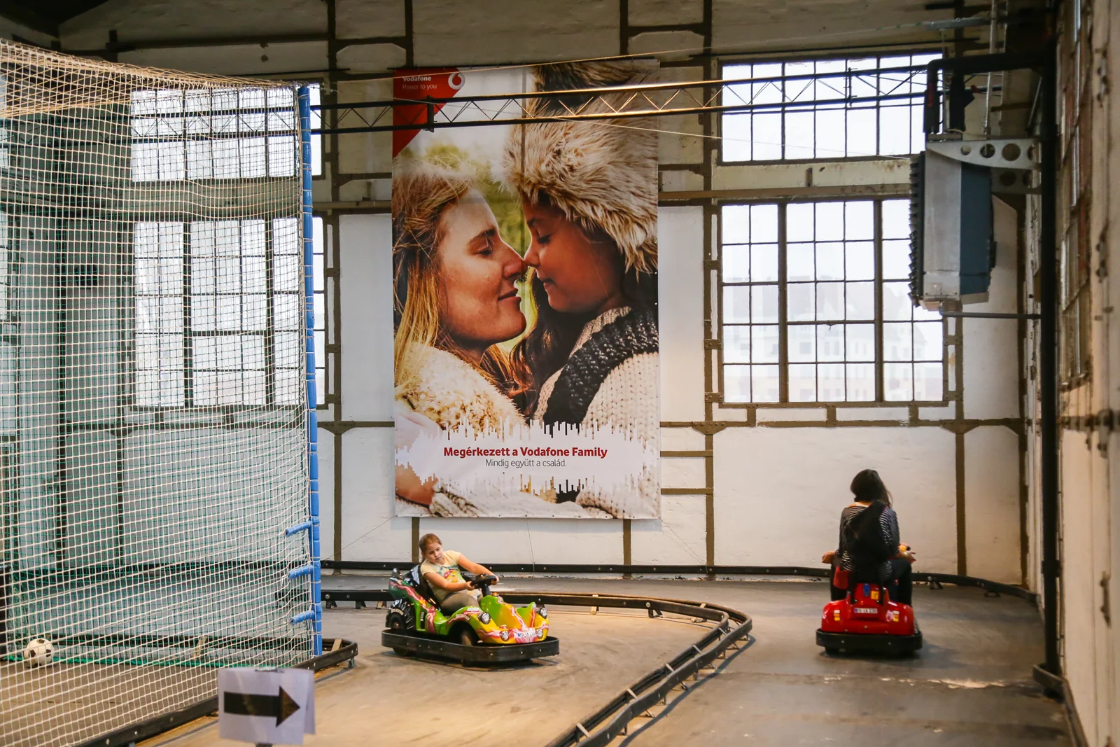 Vodafone indoor molinó egy játszóházban